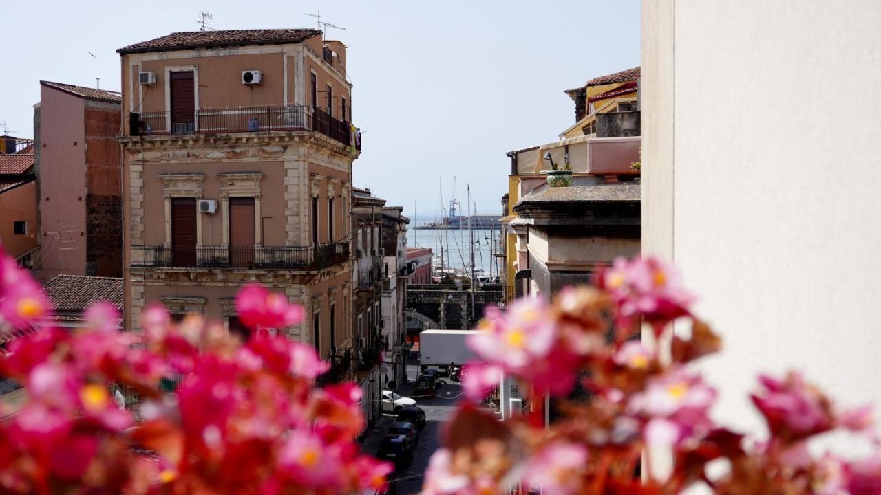 Vicolo San Gaetano -Luxury Rooms- Catania Bagian luar foto