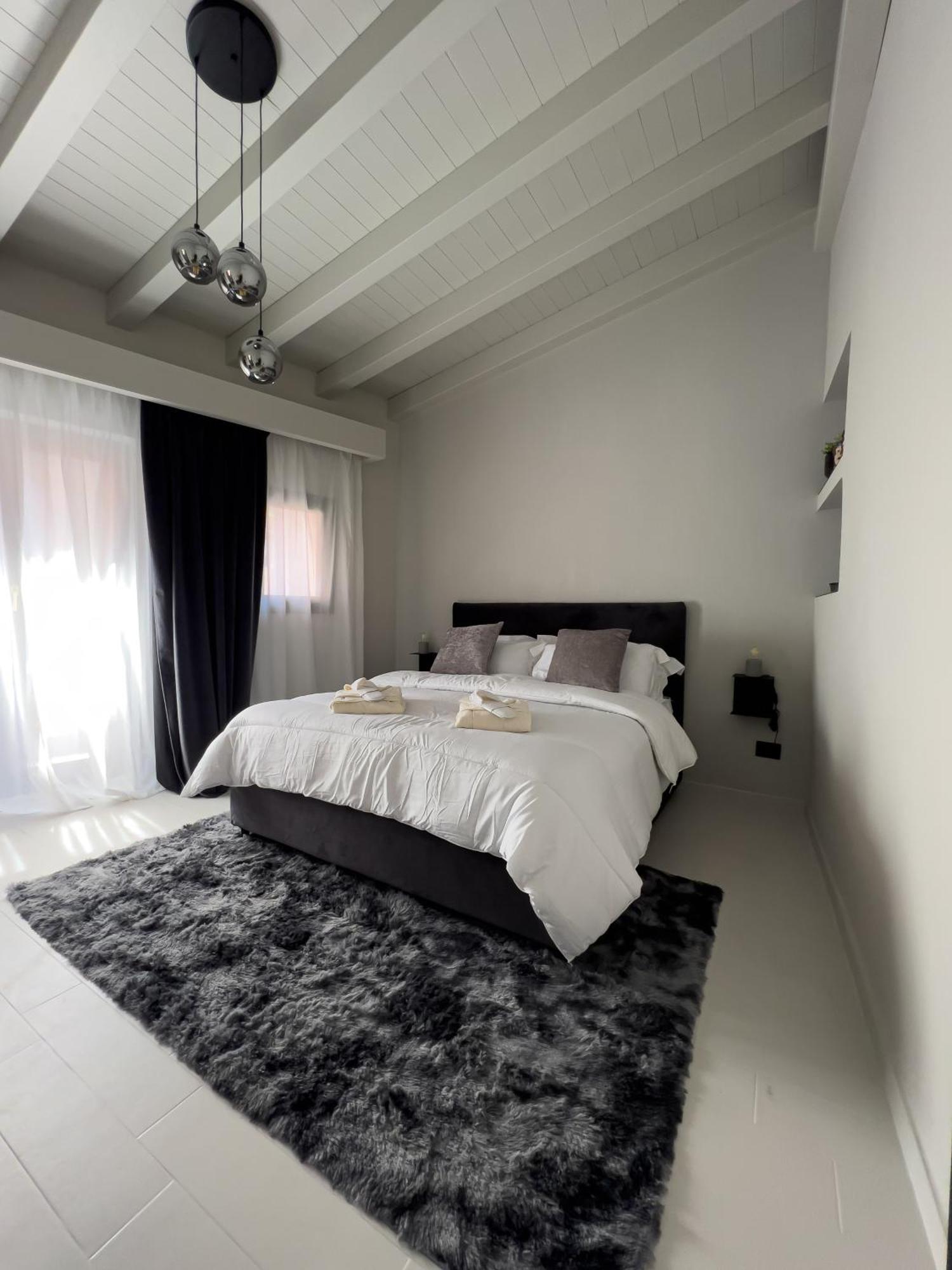 Vicolo San Gaetano -Luxury Rooms- Catania Bagian luar foto