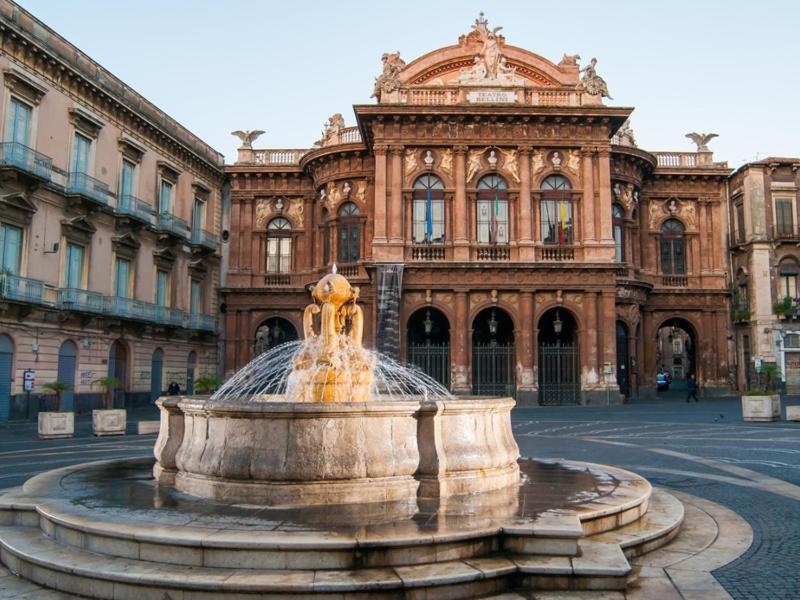 Vicolo San Gaetano -Luxury Rooms- Catania Bagian luar foto