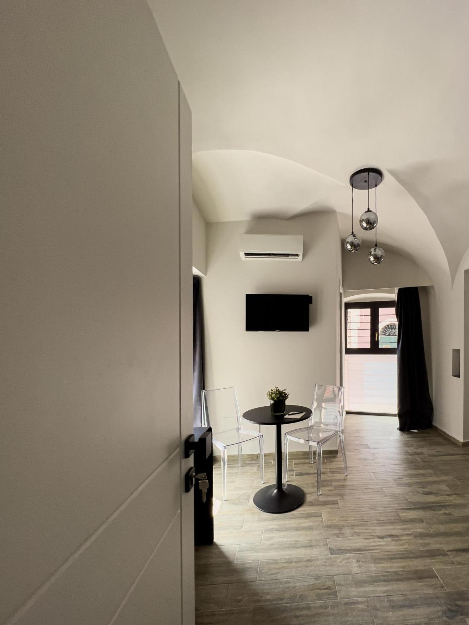 Vicolo San Gaetano -Luxury Rooms- Catania Bagian luar foto